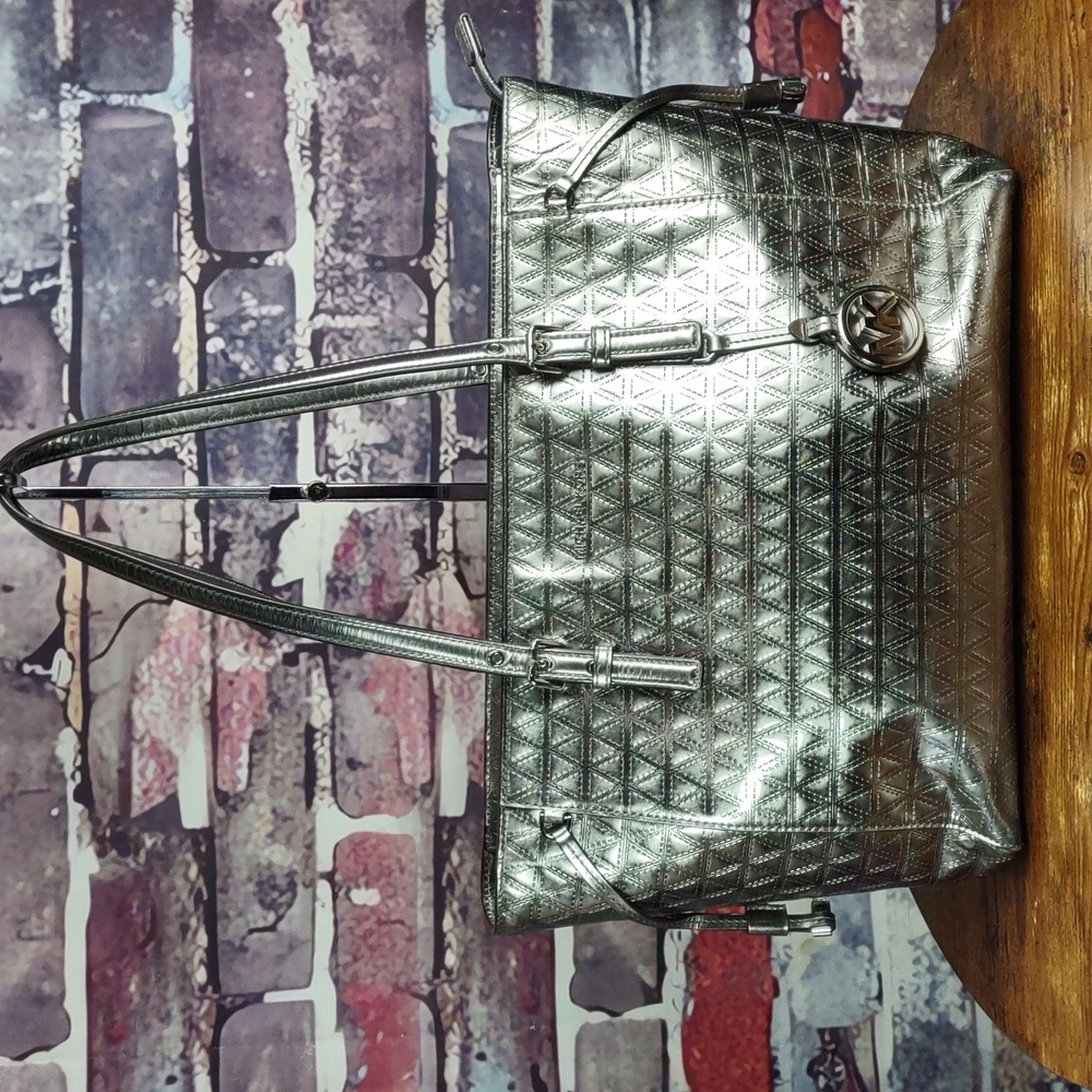 Michael Kors Voyager Specchio Metallic Pewter Leather Tote